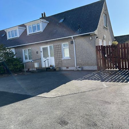10 Berisay Place Stornoway  Exterior photo